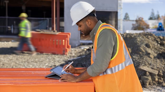 People working in mobile environment
